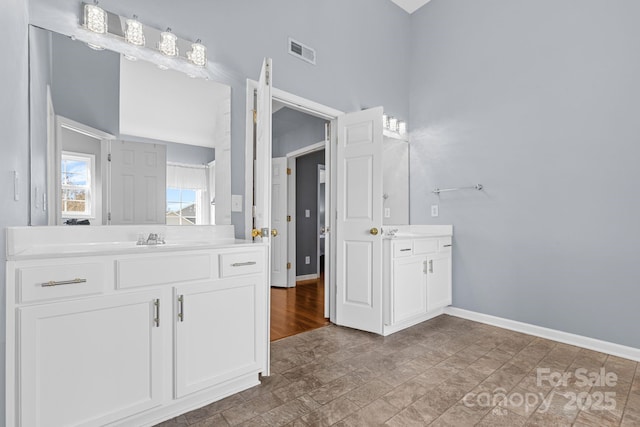 bathroom with vanity