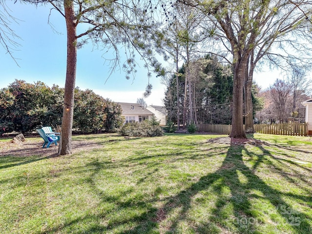 view of yard featuring fence