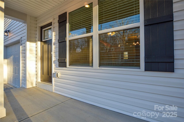 exterior space featuring a porch