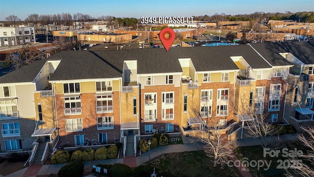 drone / aerial view with a residential view