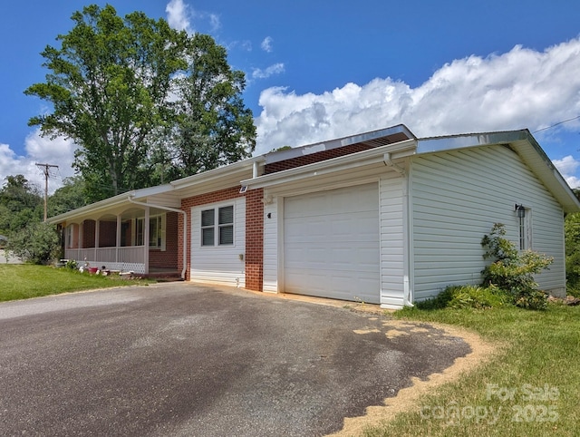 154 Lowell St, Waynesville, NC 28786 - photo 7