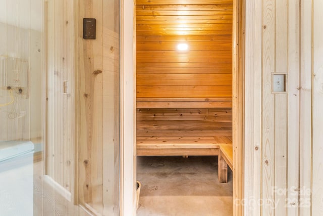 view of sauna / steam room