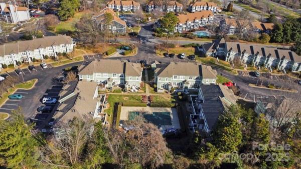 drone / aerial view with a residential view