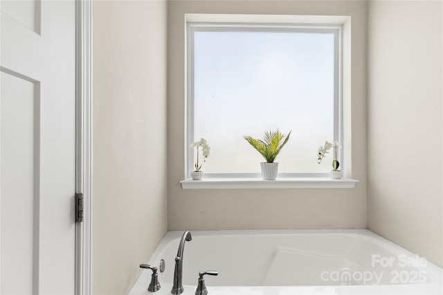 2504 Hovis Rd, Lincolnton, NC 28092 - bathroom featuring a garden tub