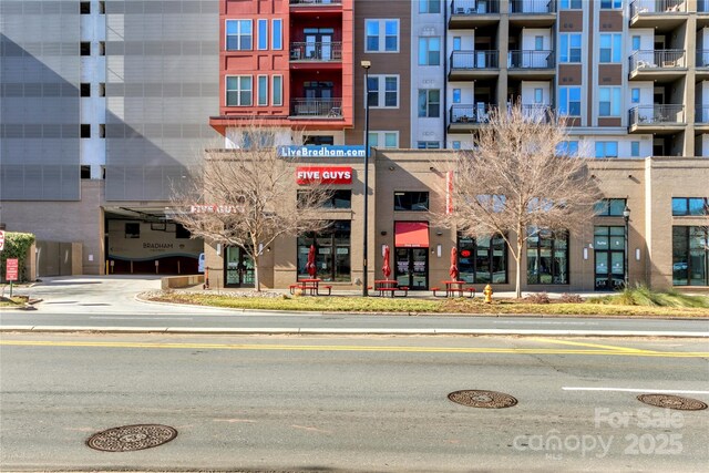 404 New Bern Station Ct, Charlotte, NC 28209 - photo 15
