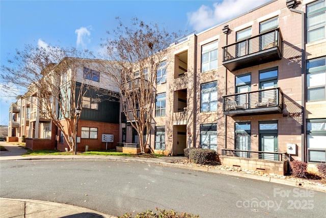 404 New Bern Station Ct, Charlotte, NC 28209 - photo 25
