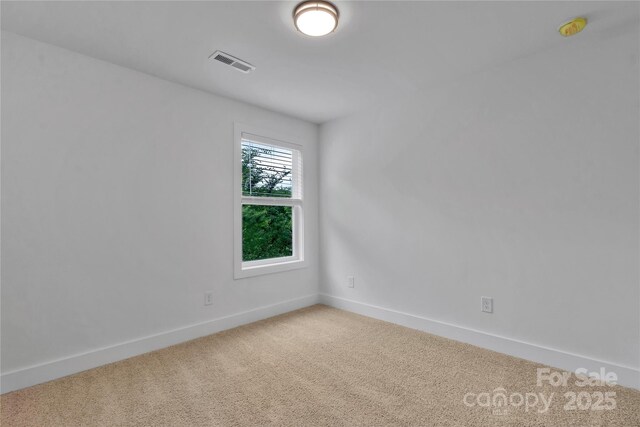 425 Messner St, Salisbury, NC 28144 - carpeted empty room featuring baseboards