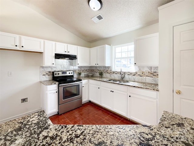 kitchen with stainless steel range with electric stovetop, under cabinet range hood, a sink, backsplash, and white cabinets