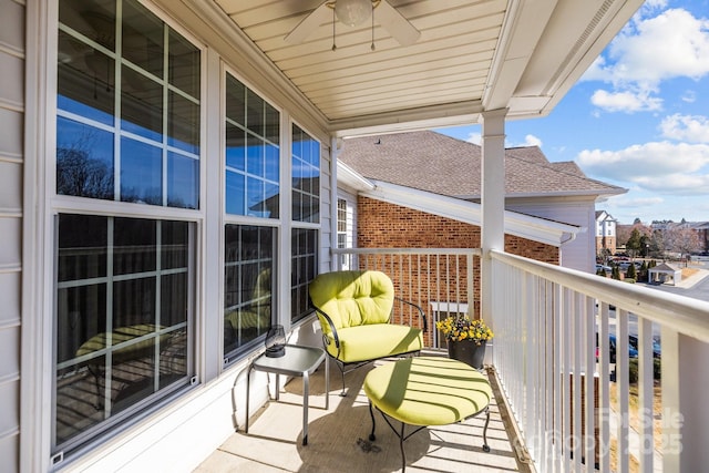 balcony with a ceiling fan