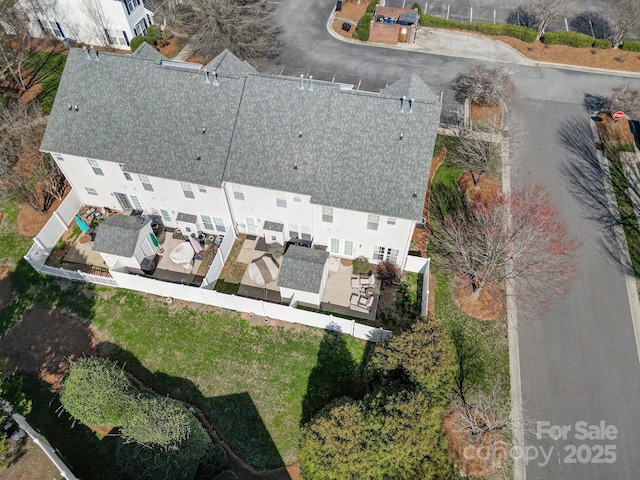 drone / aerial view with a residential view