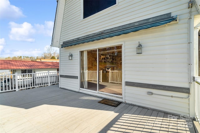 view of wooden deck