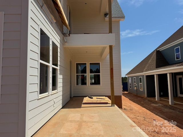7459 Fighting Creek Rd Unit 33, Sherrills Ford, NC 28673 - view of side of home with a patio