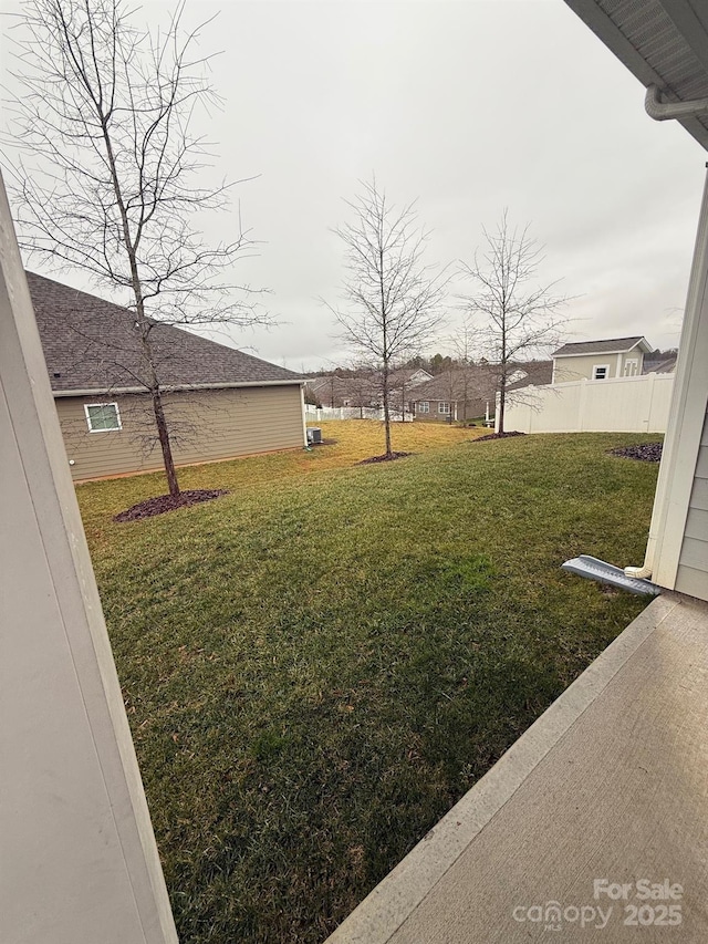 view of yard featuring fence