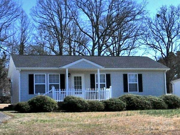 view of ranch-style house