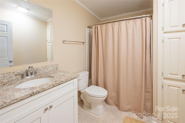 bathroom with toilet, a shower with curtain, vanity, a textured ceiling, and crown molding