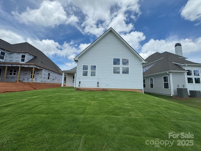 7441 Fighting Creek Rd Unit 30, Sherrills Ford, NC 28673 - back of property featuring a lawn