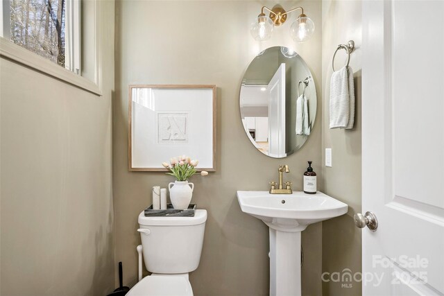 215 David Ridge Rd, Black Mountain, NC 28711 - bathroom with toilet