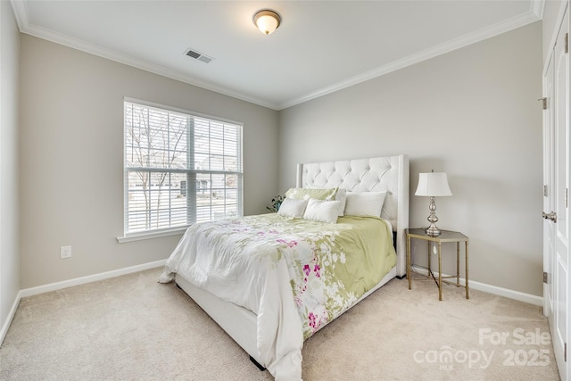 bedroom featuring light carpet, visible vents, and baseboards