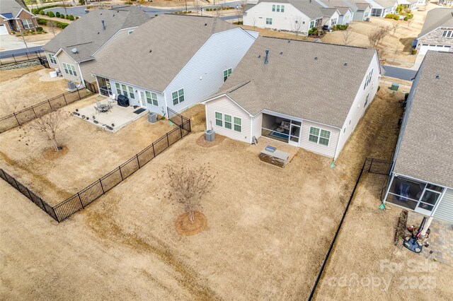 drone / aerial view featuring a residential view