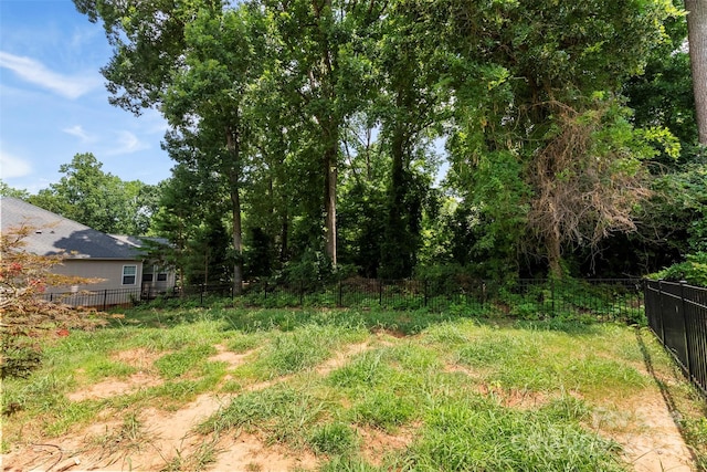 329 Squirrel Ln, Clover, SC 29710 - view of yard