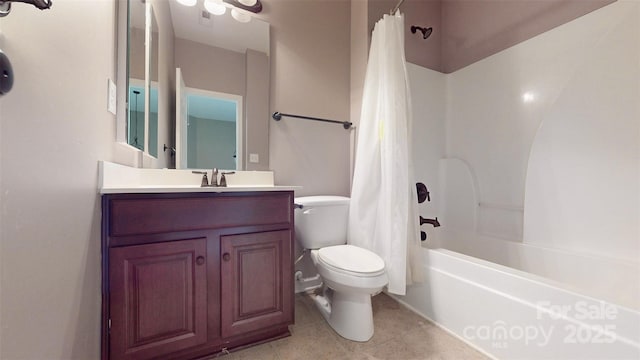 full bath featuring toilet, shower / bathtub combination with curtain, and vanity