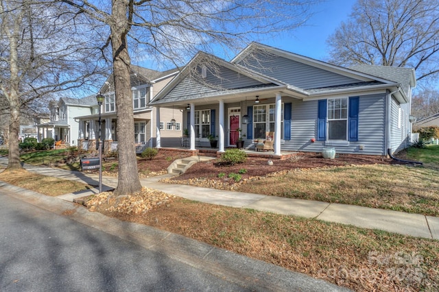 view of front of house featuring covered porch