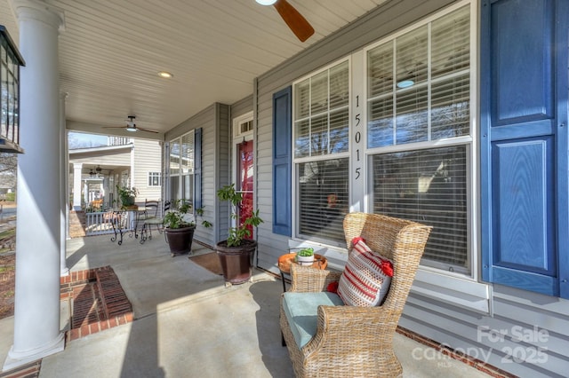 view of patio / terrace with covered porch and ceiling fan