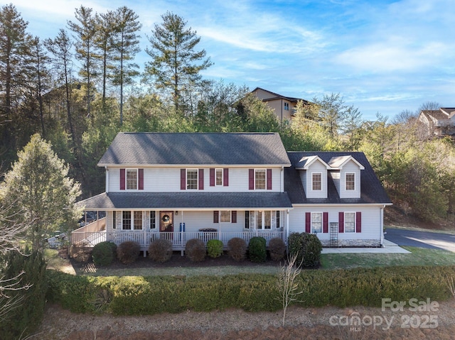 view of front of house featuring covered porch