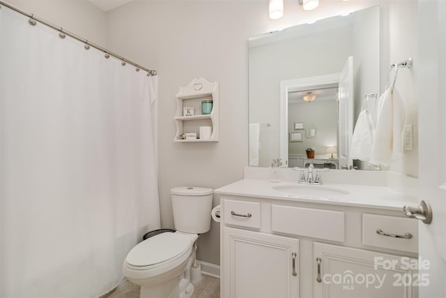 14707 Batteliere Dr, Charlotte, NC 28278 - full bathroom featuring shower / tub combo, vanity, and toilet