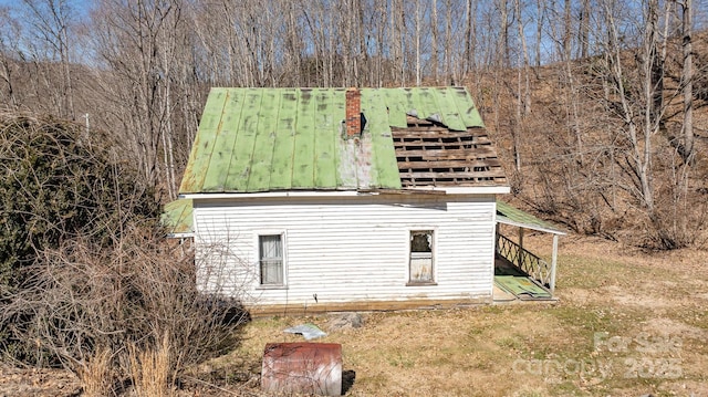 view of property exterior