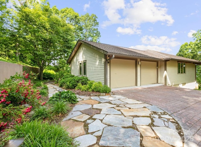 705 Overlook Dr, Flat Rock, NC 28731 - photo 27