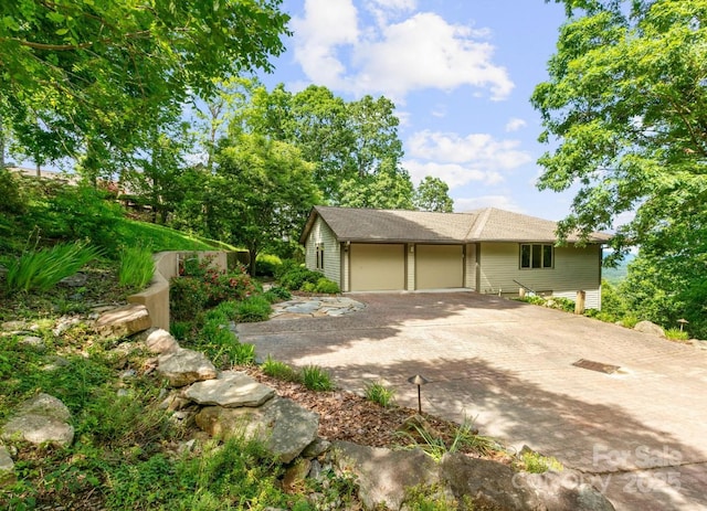 705 Overlook Dr, Flat Rock, NC 28731 - photo 28