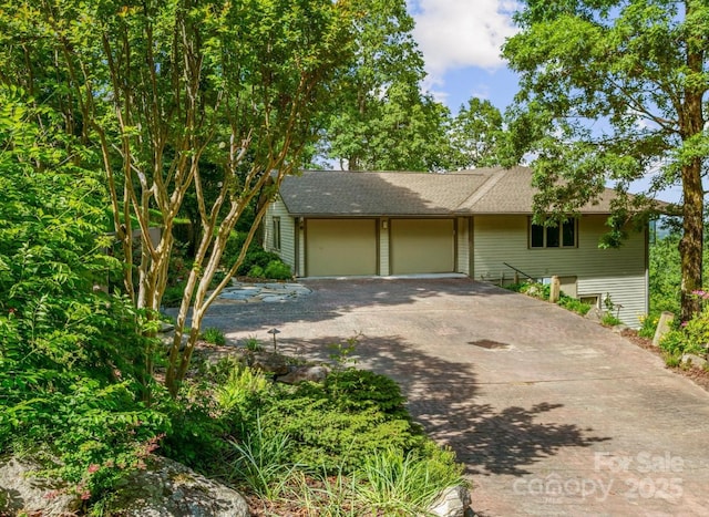 705 Overlook Dr, Flat Rock, NC 28731 - photo 29