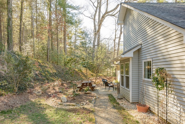 view of yard with a patio area