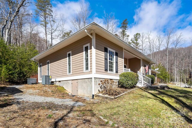 941 Wash Freeman Rd, Hendersonville, NC 28792 - photo 21