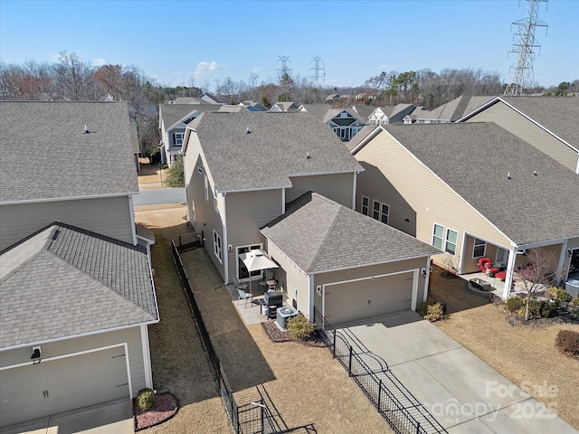 birds eye view of property featuring a residential view