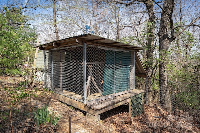 view of outdoor structure featuring an exterior structure and an outdoor structure