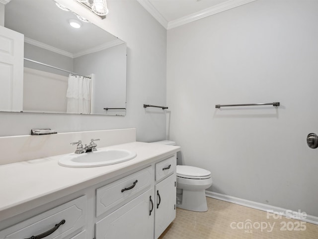 full bathroom with curtained shower, toilet, vanity, baseboards, and ornamental molding