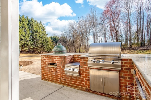 view of patio / terrace with area for grilling