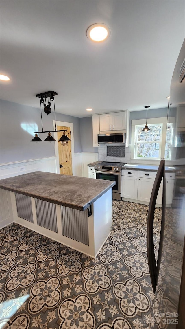 621 Watts St NE, Valdese, NC 28690 - photo 19