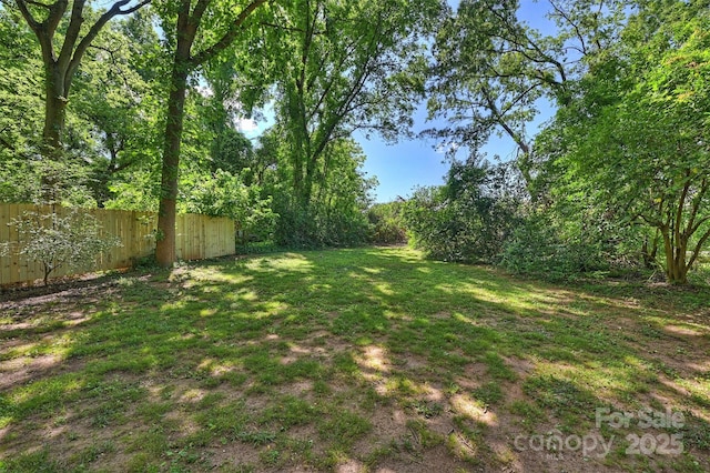 view of yard featuring fence