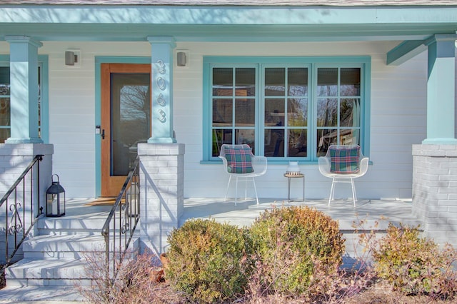 property entrance with a porch