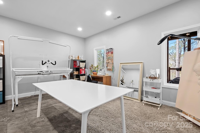 office with baseboards, visible vents, and recessed lighting