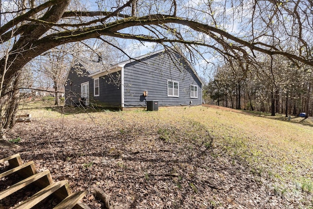 view of home's exterior