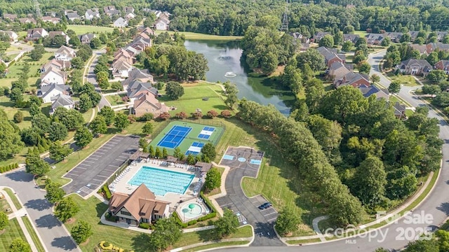 bird's eye view featuring a water view