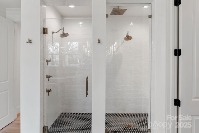 16112 Terry Ln, Huntersville, NC 28078 - full bath with visible vents and a stall shower