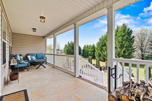 view of patio / terrace featuring an outdoor hangout area