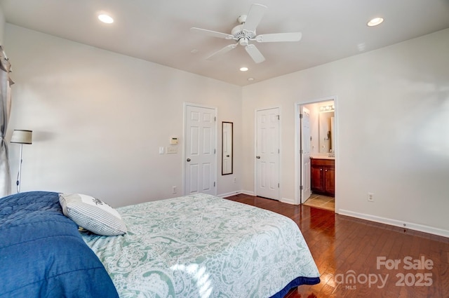 bedroom with dark wood-style floors, recessed lighting, ceiling fan, and baseboards