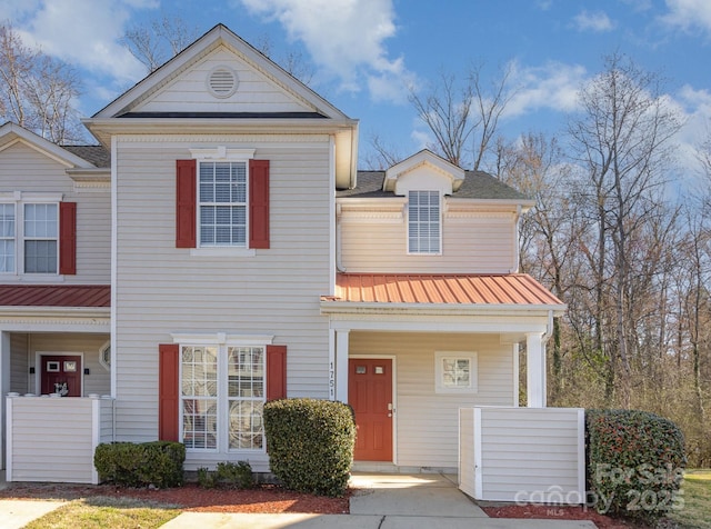 view of front of property with metal roof