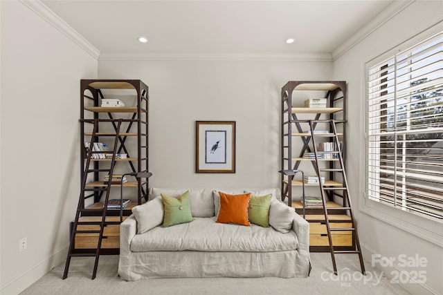 living area with recessed lighting, carpet flooring, crown molding, and baseboards